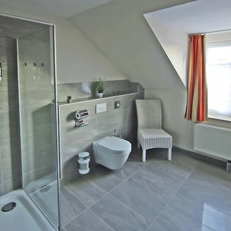 بيت ضيافة Zur Sonne 3*