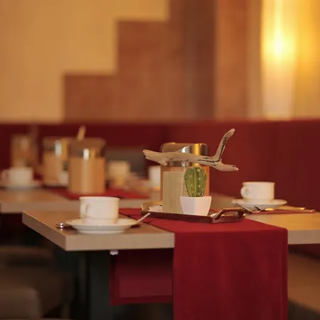 بيت ضيافة Zur Sonne فارين